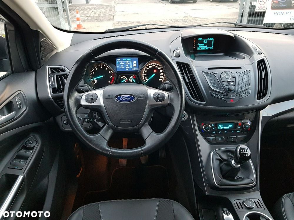 Ford Kuga 1.6 EcoBoost 2x4 Titanium - 13