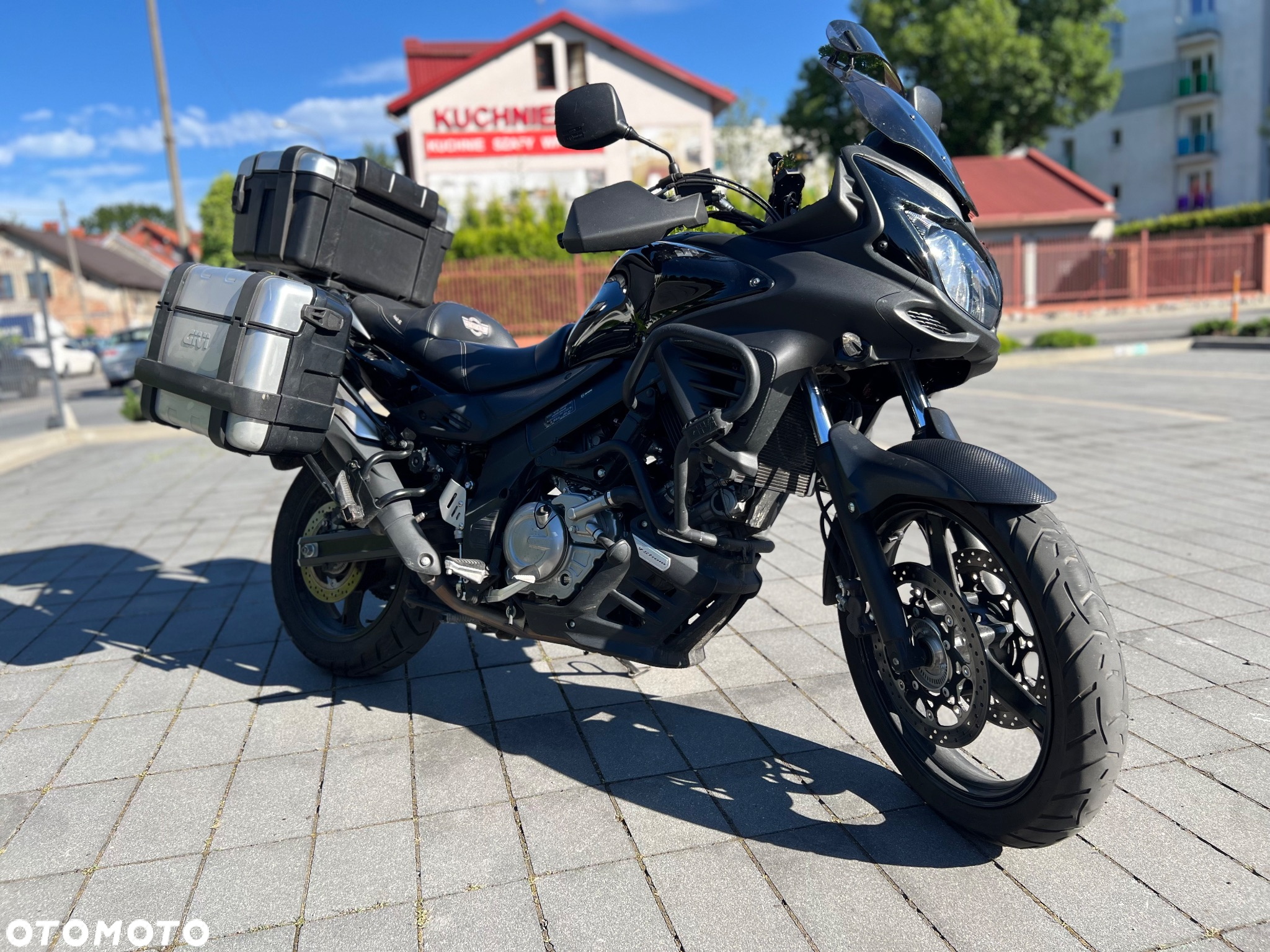 Suzuki V-STROM - 2