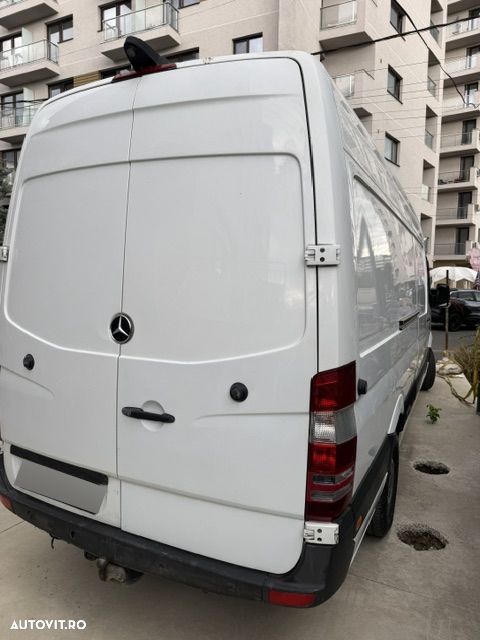 Mercedes-Benz Sprinter - 29