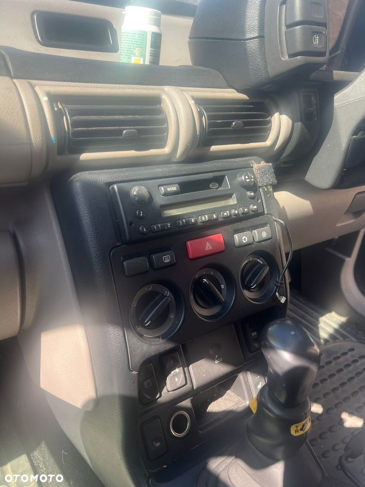 Land Rover Freelander 2.0 D - 8
