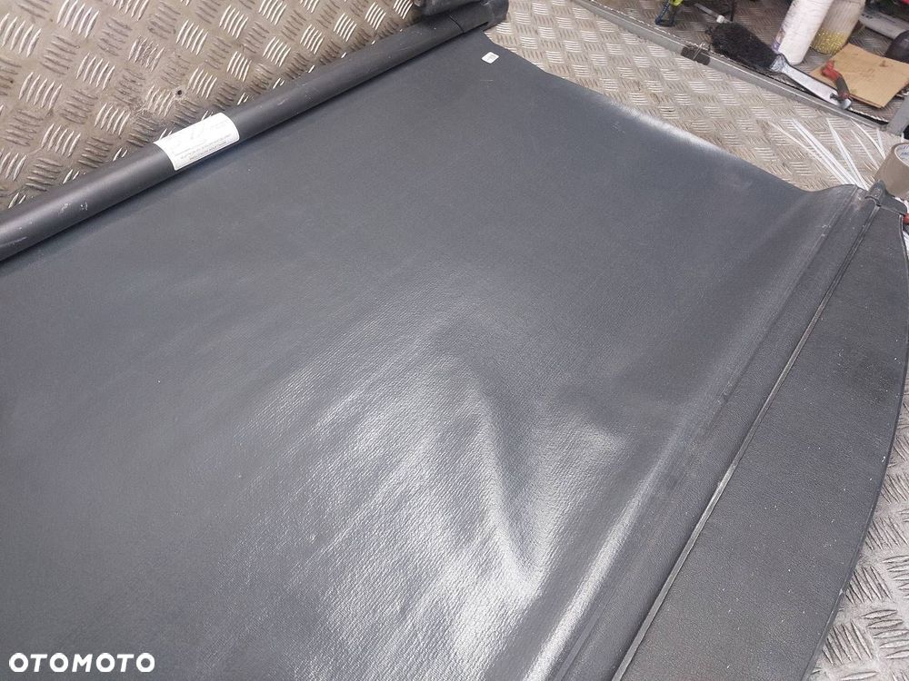 ROLETA BAGAŻNIKA CHRYSLER PACIFICA I - 4