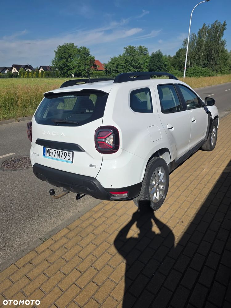 Dacia Duster ver-1-5-blue-dci-essential-4wd-eu6d - 3