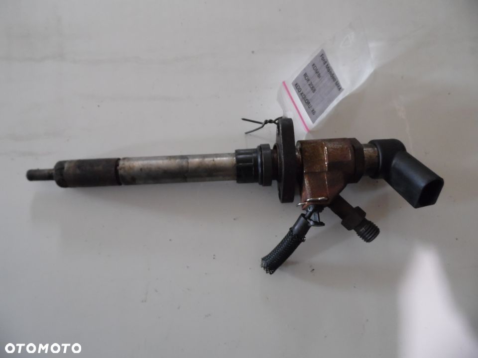 WTRYSKIWACZ SIEMENS Ford Volvo 2.0HDI 9657144580 - 1