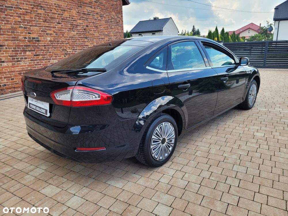 Ford Mondeo 1.6 Trend - 10