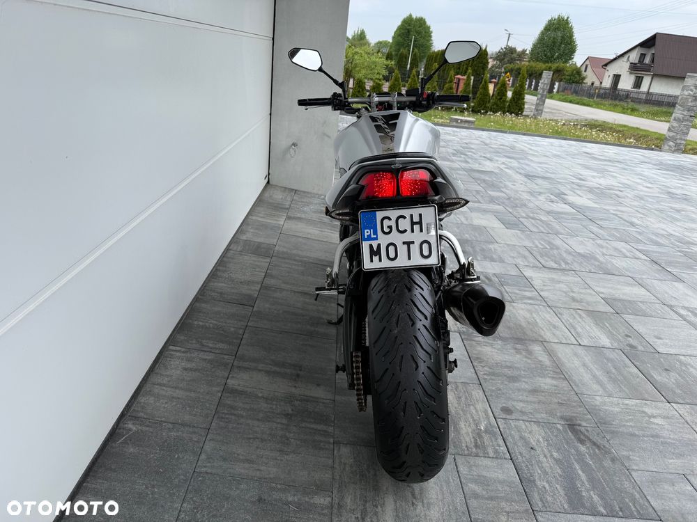 Yamaha FZ - 5