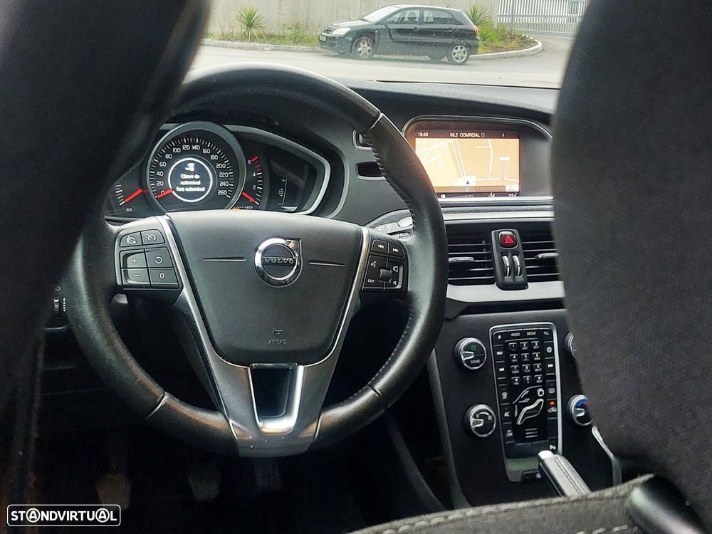 Volvo V40 2.0 D2 Kinetic - 11