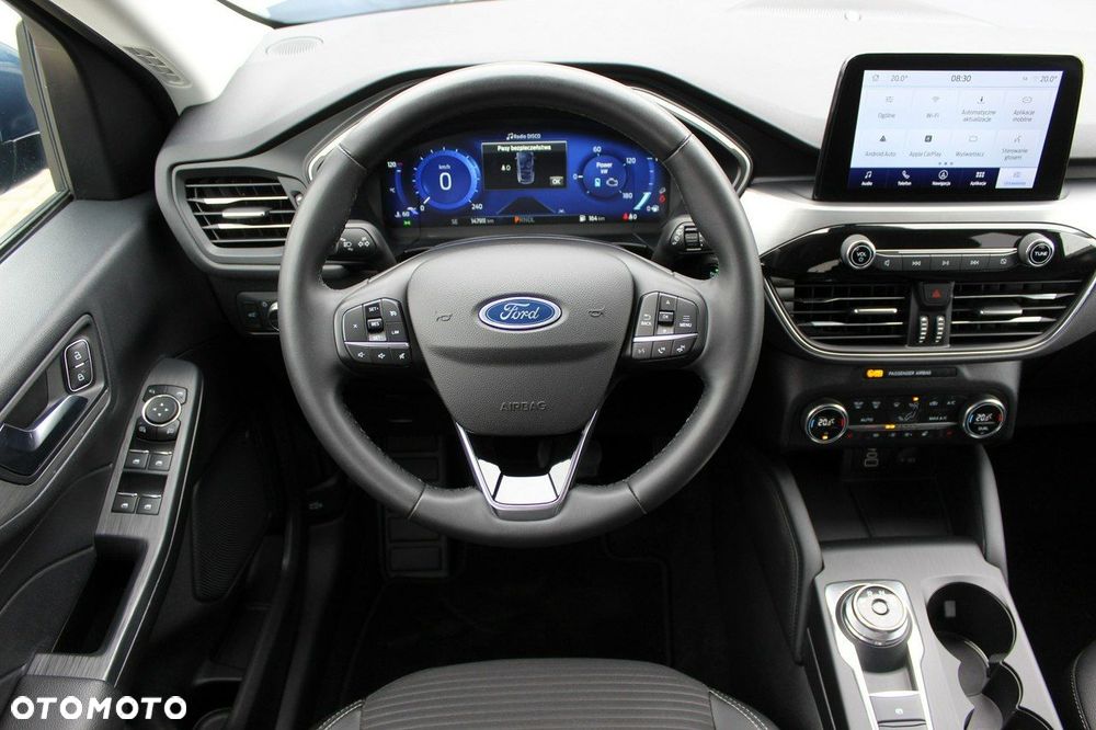 Ford Kuga - 10
