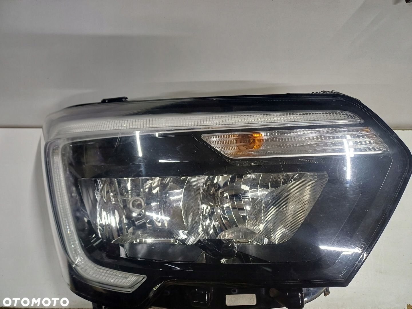 lampa prawy przod RENAULT MASTER IV 4 19 LED EUROPA - 7