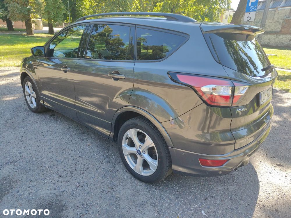 Ford Kuga 1.5 EcoBoost 2x4 ST-Line - 5
