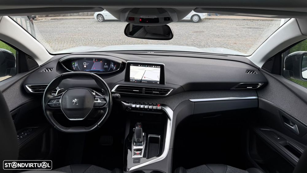 Peugeot 5008 1.5 BlueHDi Allure EAT8 - 11