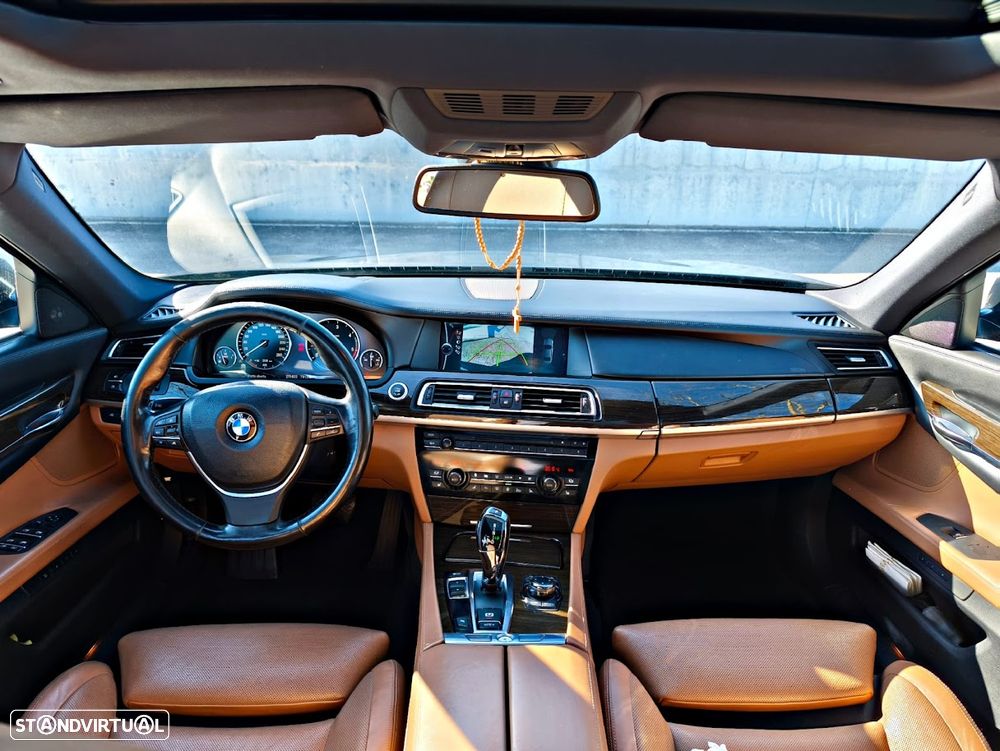 BMW 730 Ld - 10