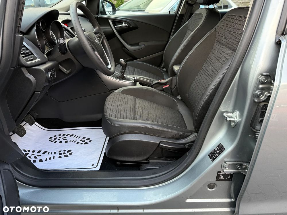 Opel Astra - 12