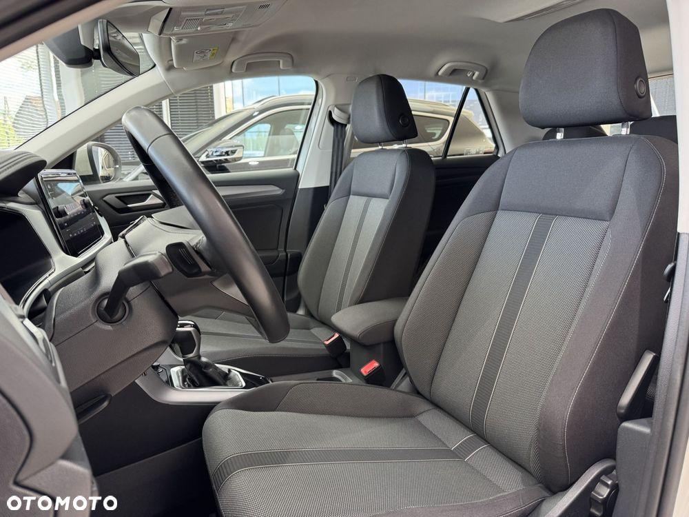 Volkswagen T-Roc - 10