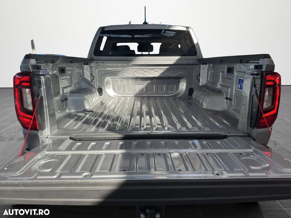 Volkswagen Amarok 2.0 TDI 205 CP 4M 10AT Life - 13