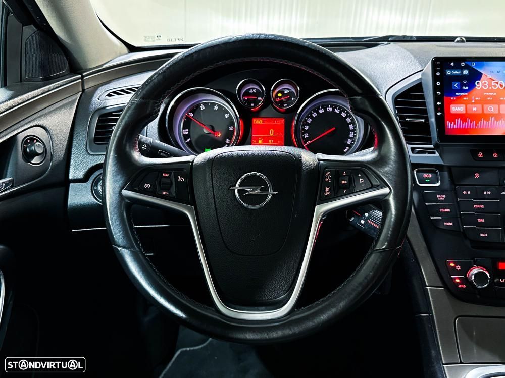 Opel Insignia - 21