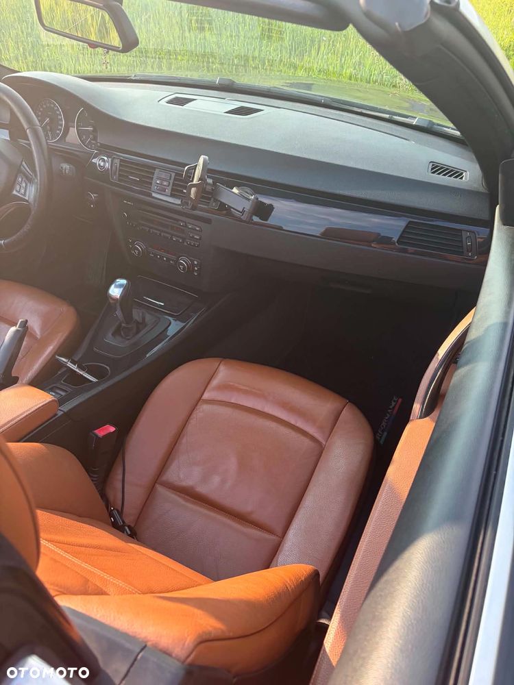 BMW Seria 3 - 16
