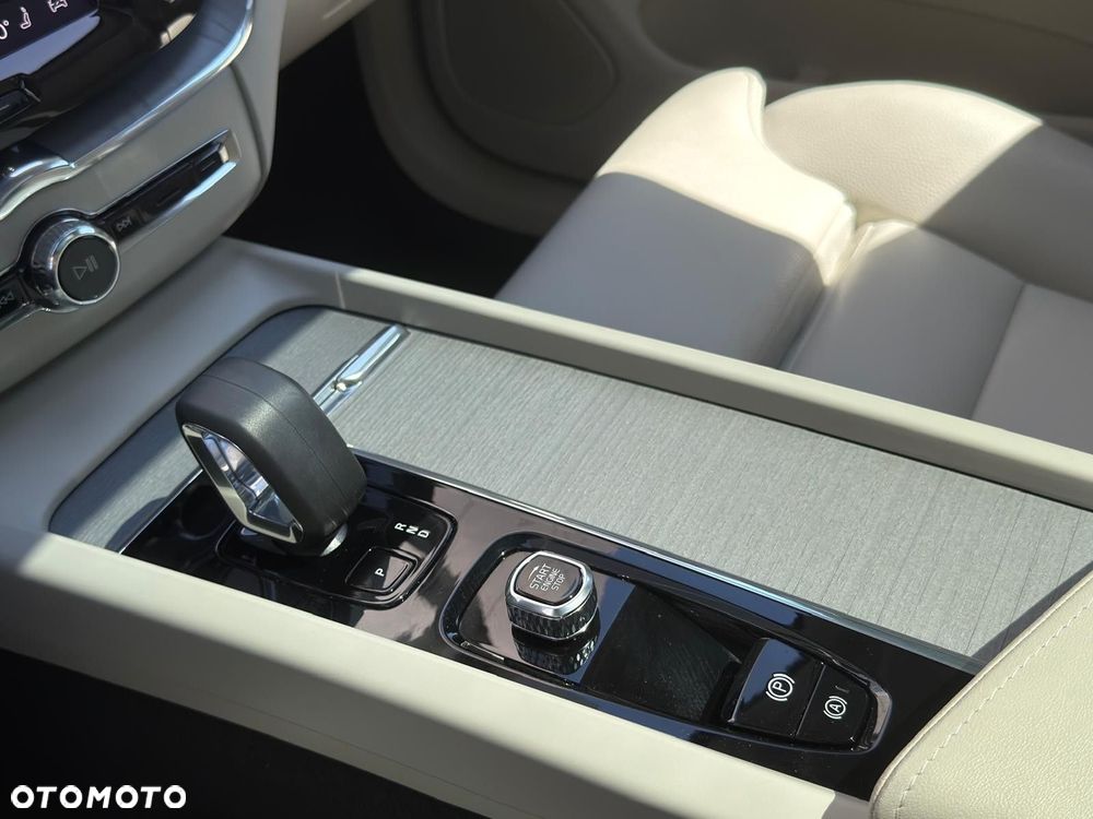 Volvo XC 60 - 14