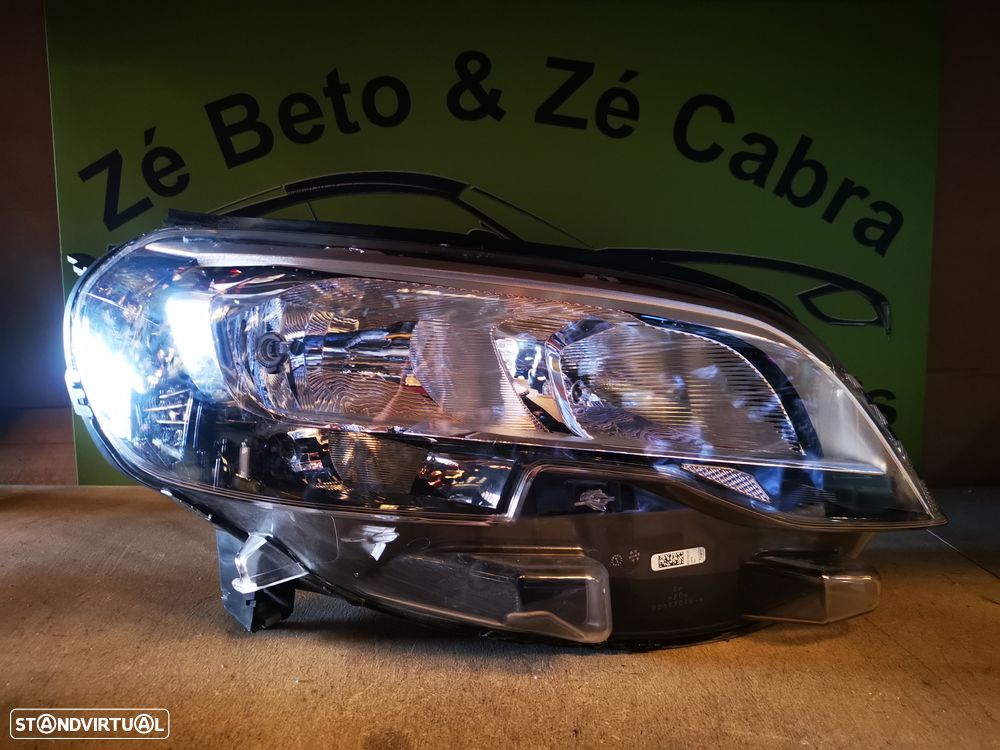 PEUGEOT EXPERT III FAROL DIREITO - FF489 - 1