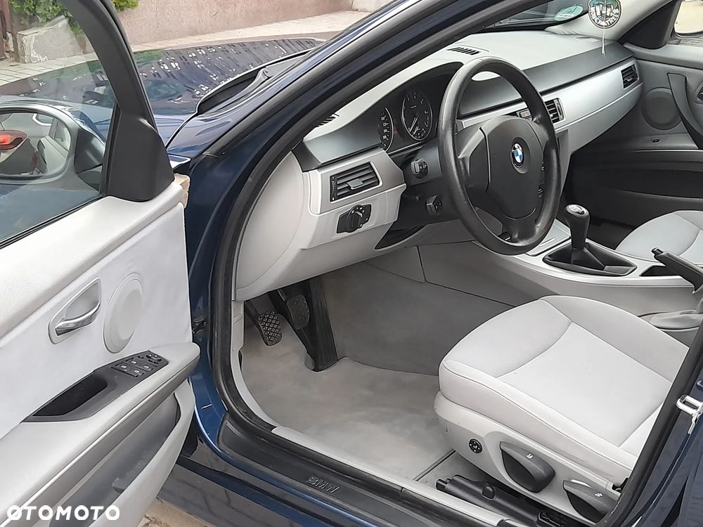 BMW Seria 3 - 10