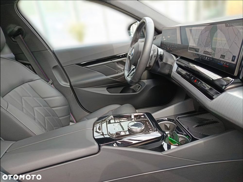 BMW Seria 5 - 14