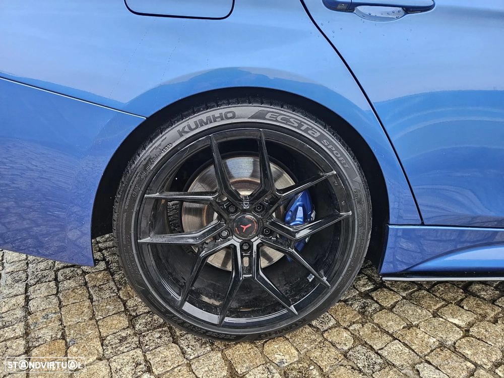 BMW 320 d M Sport - 7