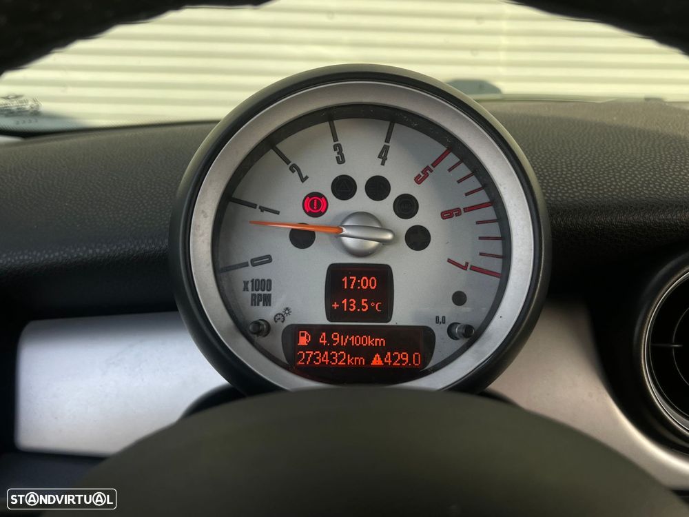 MINI 3 Portas Cooper D - 12