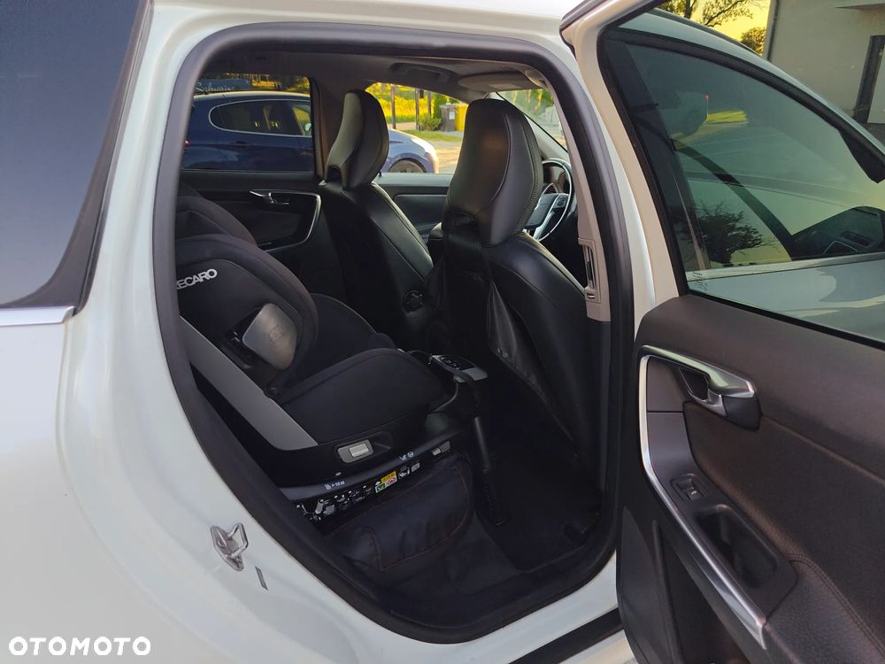 Volvo XC 60 - 31