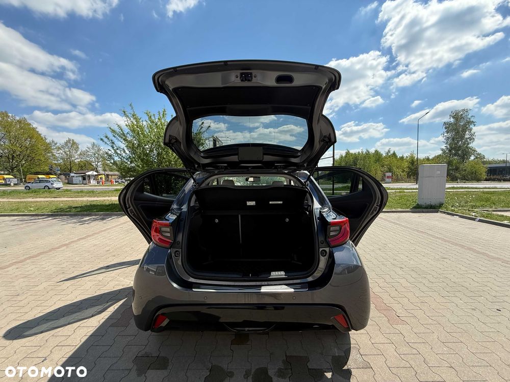 Toyota Yaris - 4