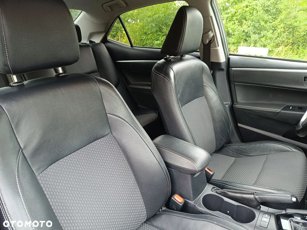 Toyota Corolla 1.6 Prestige MS - 31