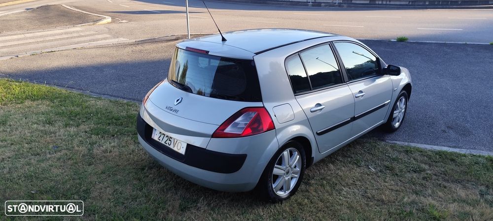 Renault Mégane 1.5 dCi Confort Dynamique - 8