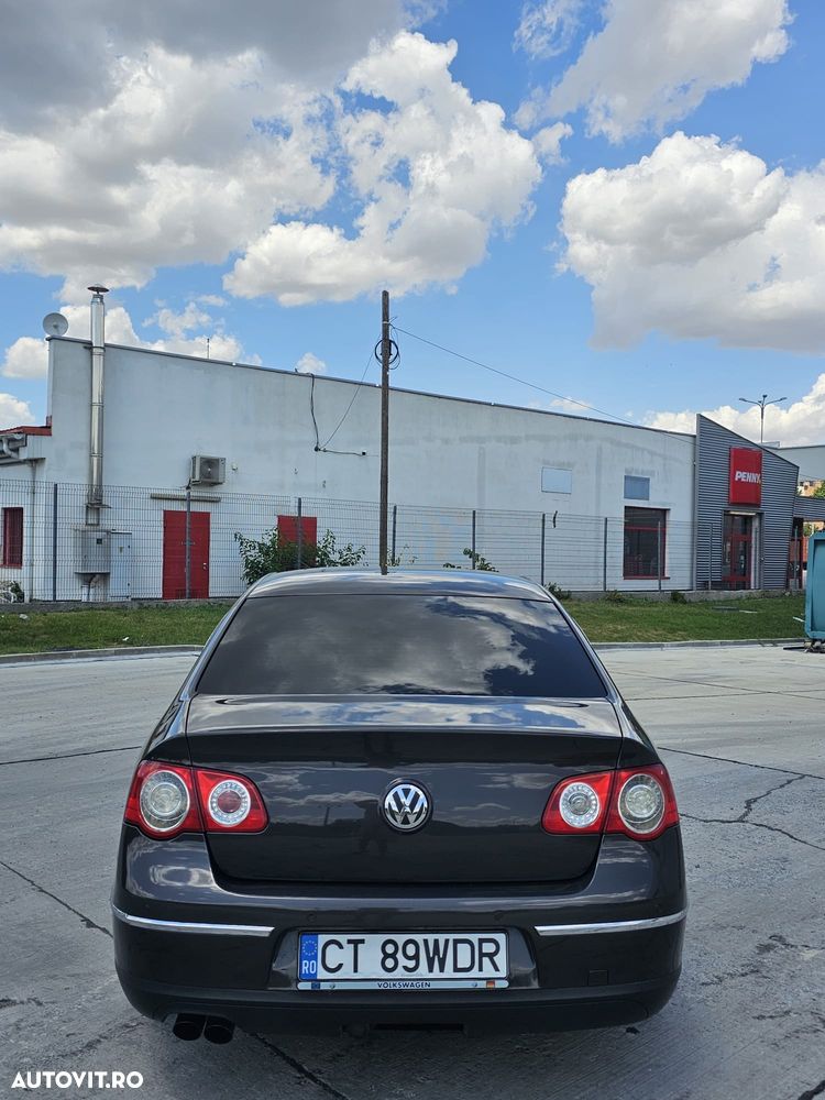 Volkswagen Passat 2.0 TDI Sportline DPF DSG - 3