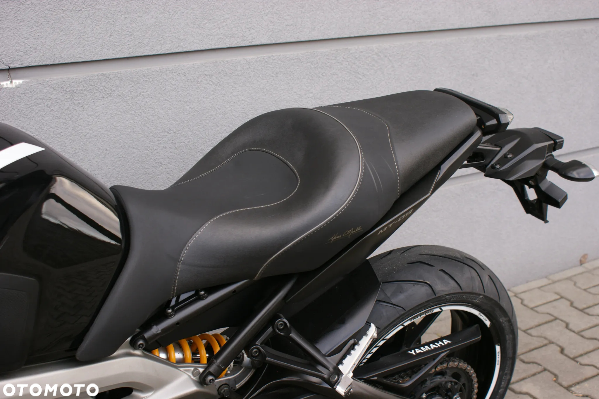 Yamaha MT - 12