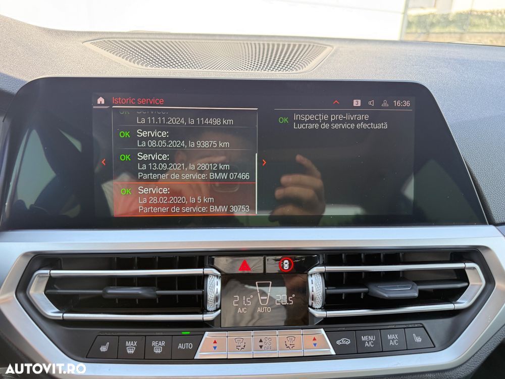 BMW Seria 3 320d Aut. Sport Line - 29
