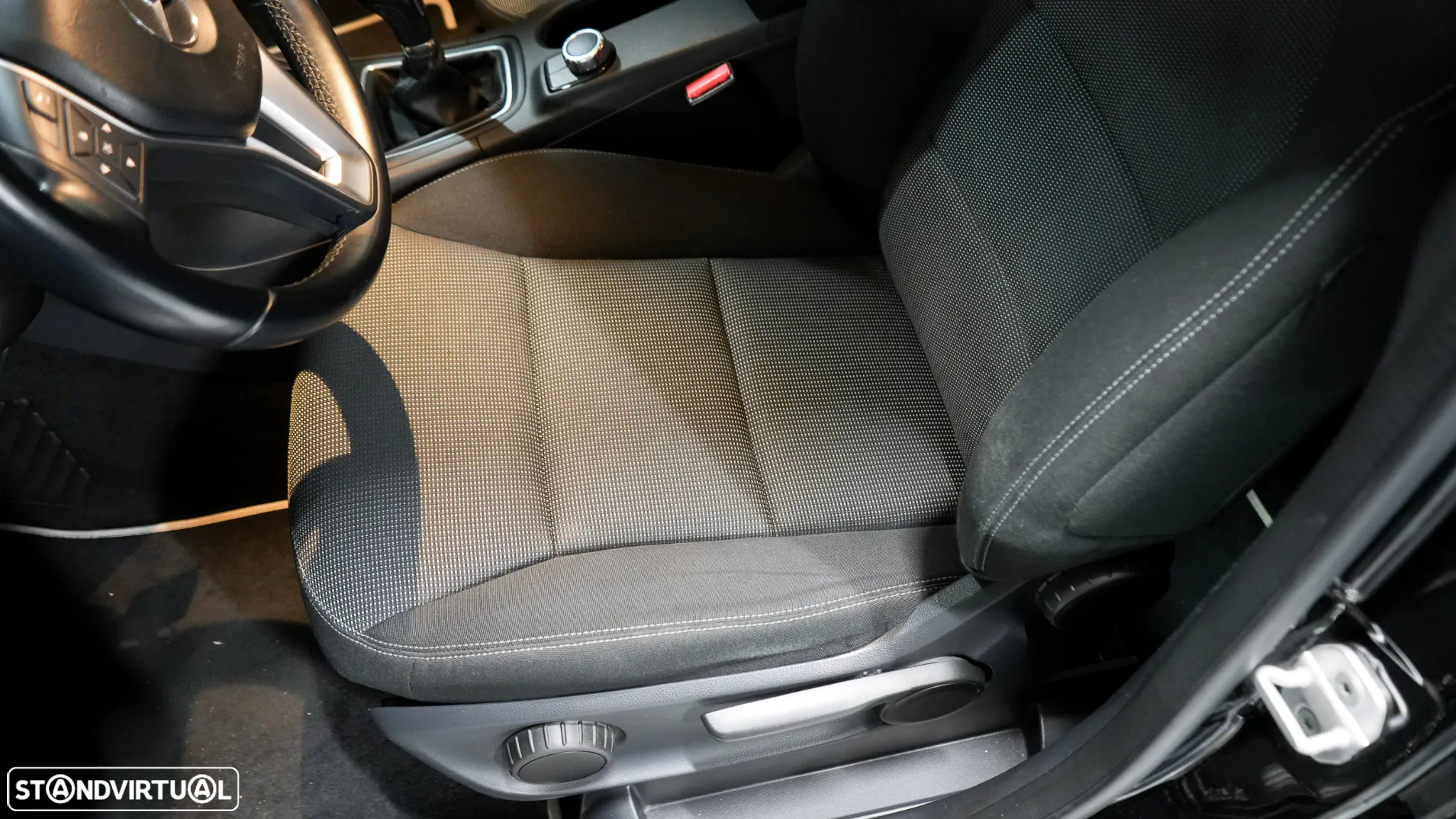 Mercedes-Benz B 180 BlueEfficiency 137g - 19