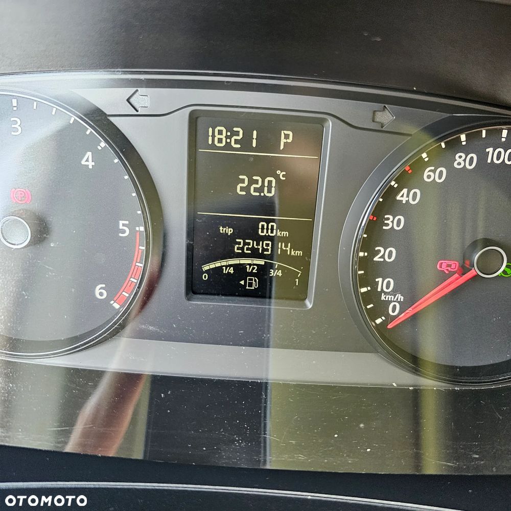 Volkswagen Transporter - 18