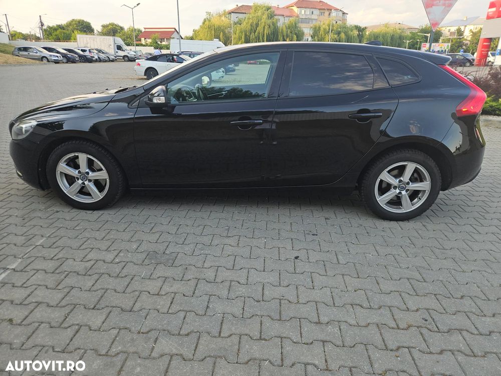 Volvo V40 D2 Aut. Basic - 9