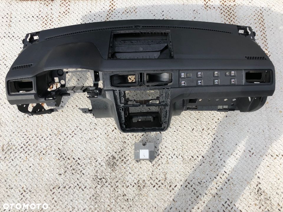 VW CADDY 4 IV 2K5 DESKA KONSOLA KOKPIT PULPIT PÓŁKA PARAPET AIR BAG AIRBAG PODUSZKI PODUSZKA - 3