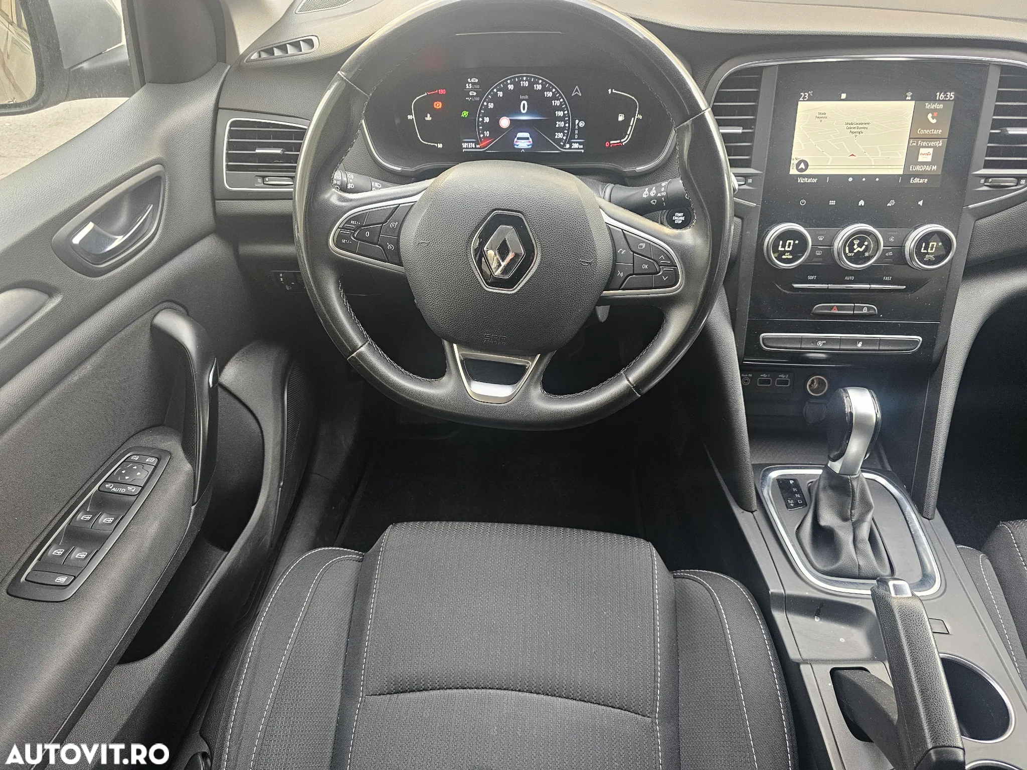 Renault Megane Estate Blue dCI EDC Intens - 10