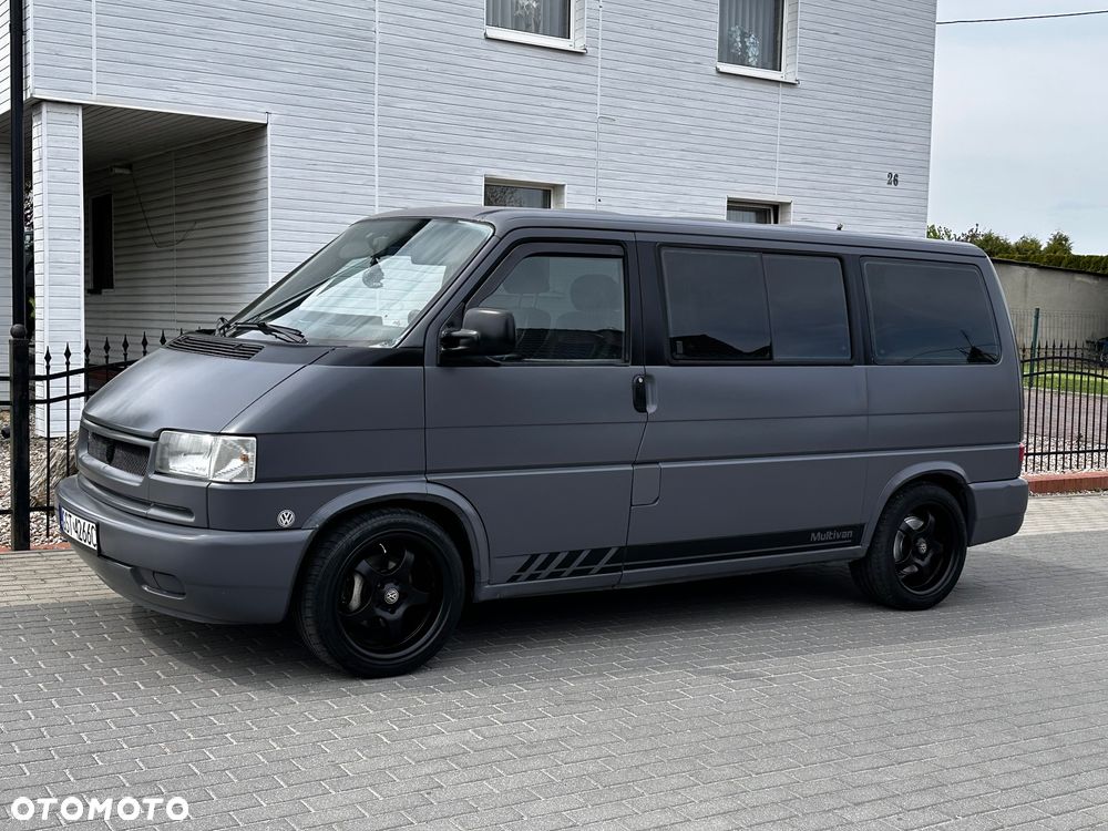 Volkswagen Multivan - 9