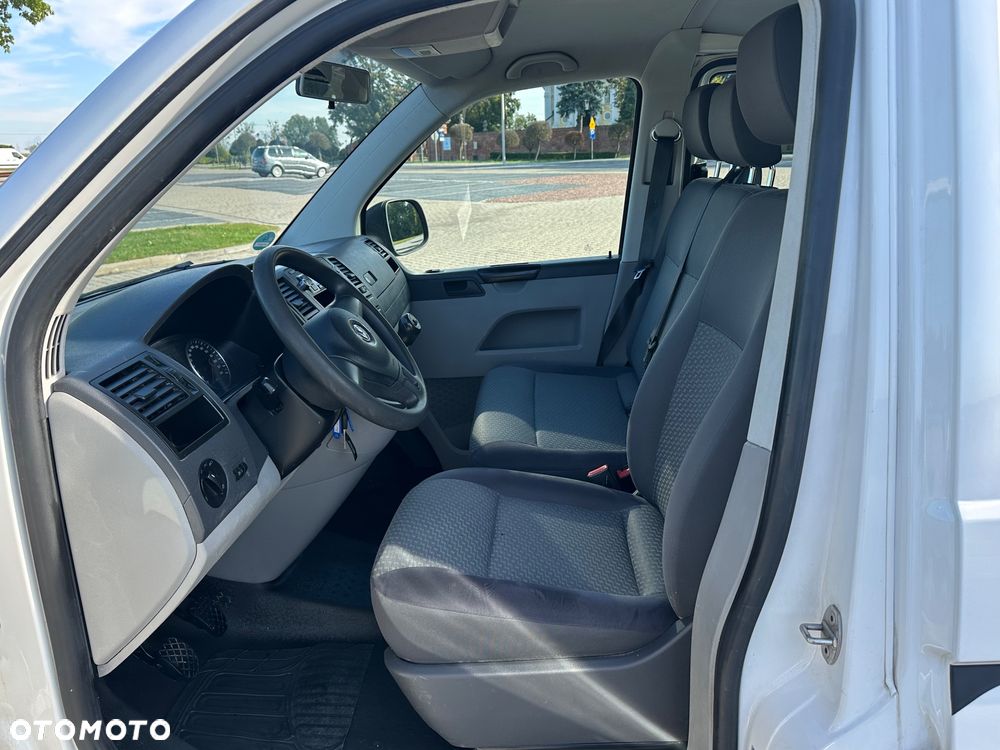 Volkswagen Transporter T5 TDI L2H1 - 13