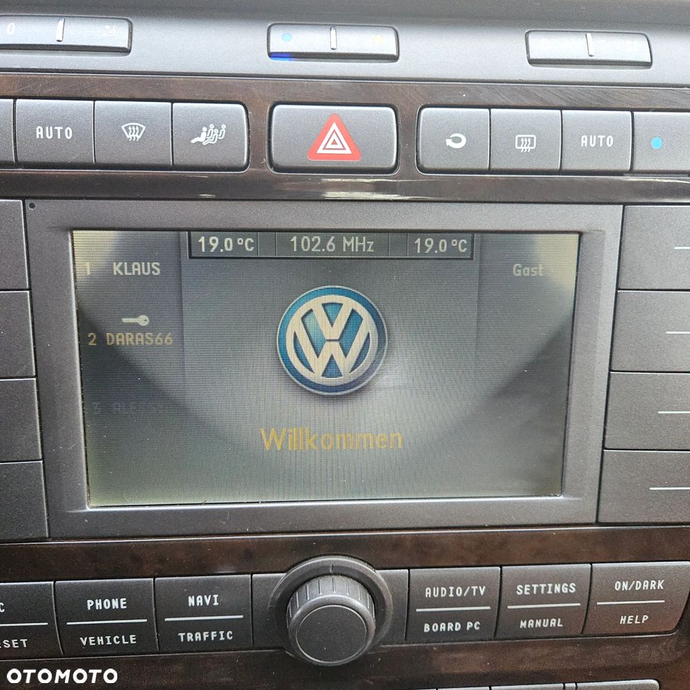 Volkswagen Phaeton 3.0 V6 TDI 4Mot (5 os.) - 27