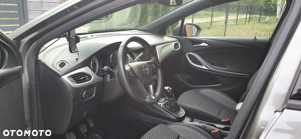 Opel Astra 1.2 T GS Line S&S - 9