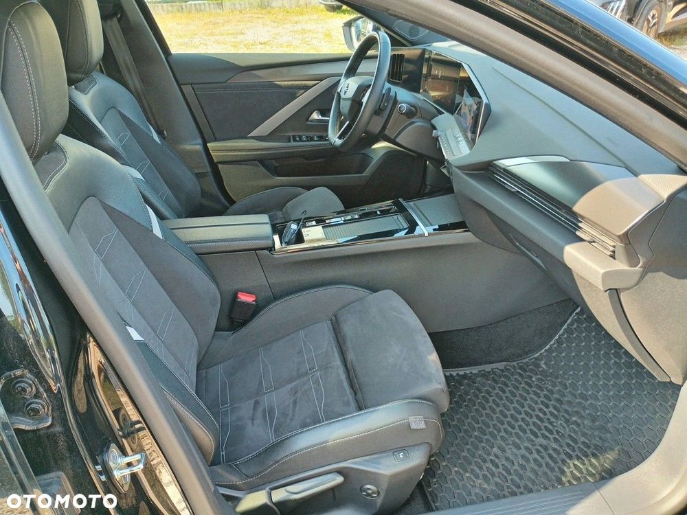 Opel Astra 1.2 T GS S&S - 13