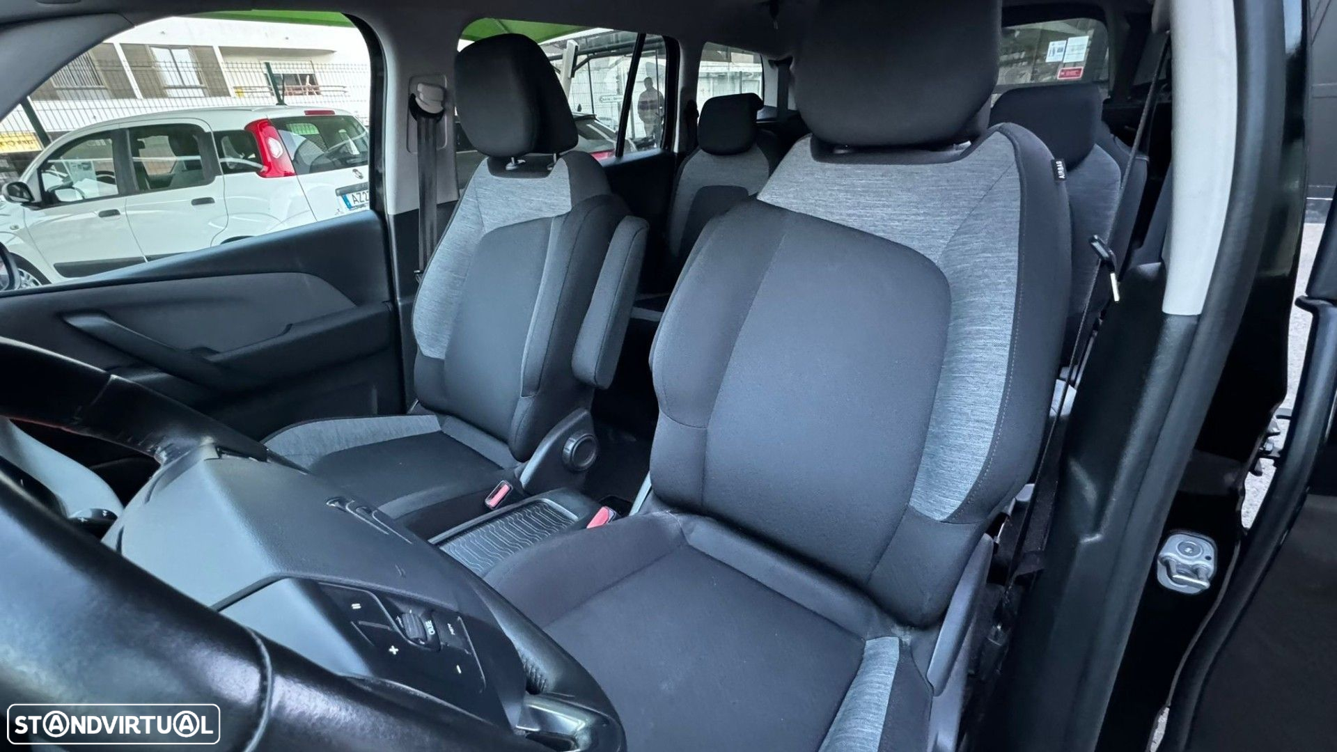Citroën C4 Spacetourer 1.5 BlueHDi Feel EAT8 - 12