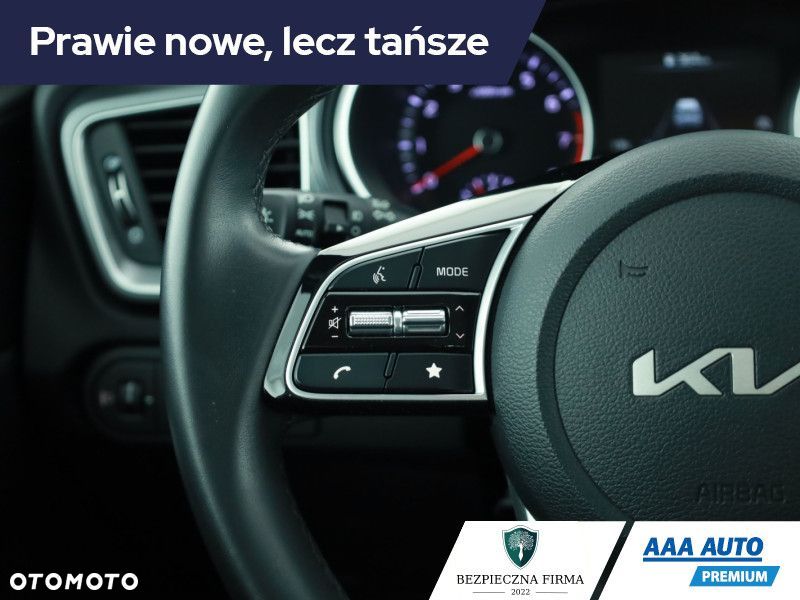 Kia Ceed - 13