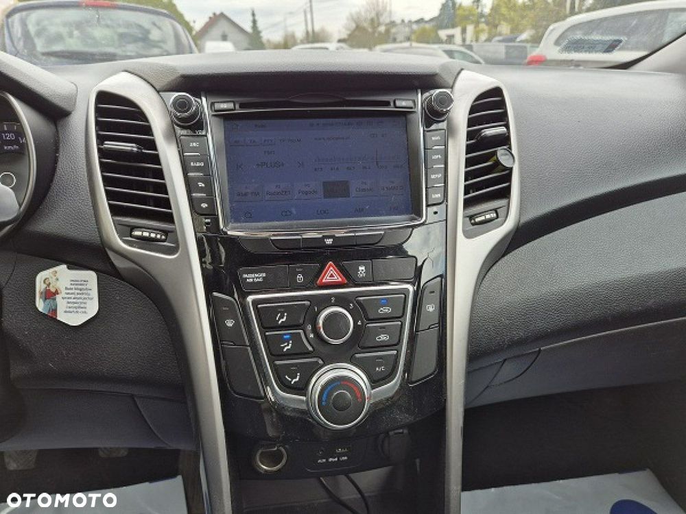 Hyundai i30 - 15