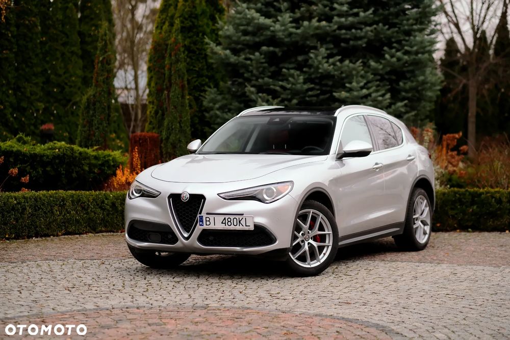 Alfa Romeo Stelvio - 9
