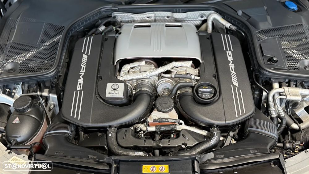 Mercedes-Benz C 63 AMG S - 37