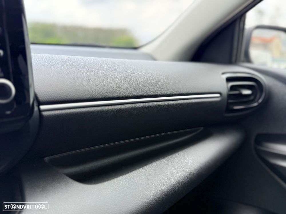 Toyota Yaris 1.5 HDF Comfort Plus - 27