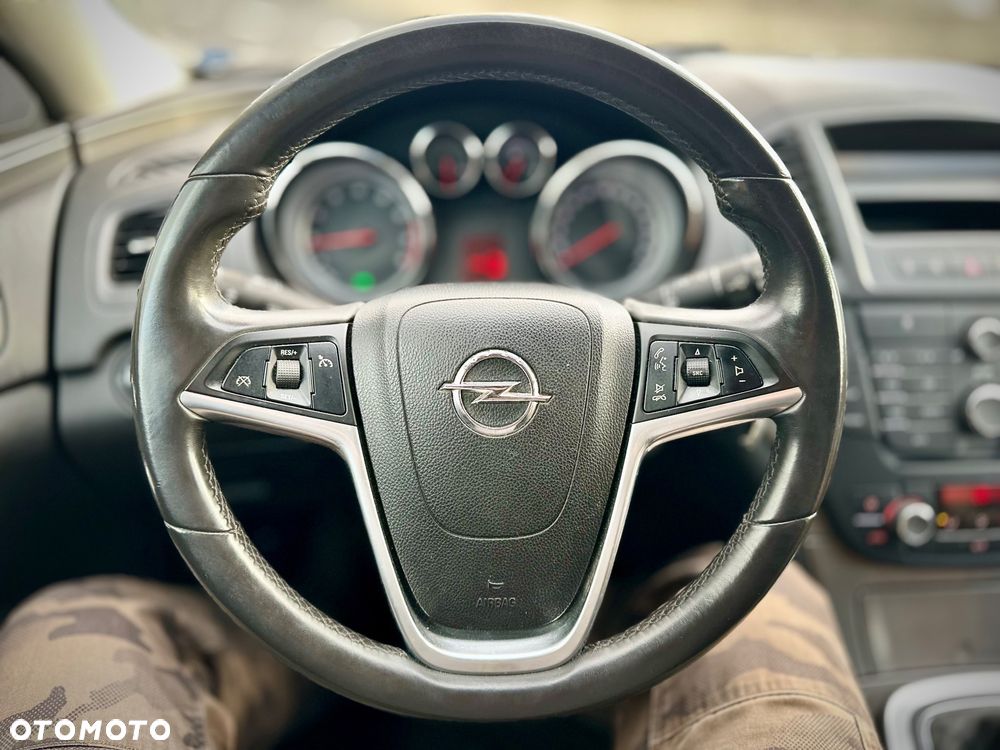 Opel Insignia 1.6 Design Edition - 14